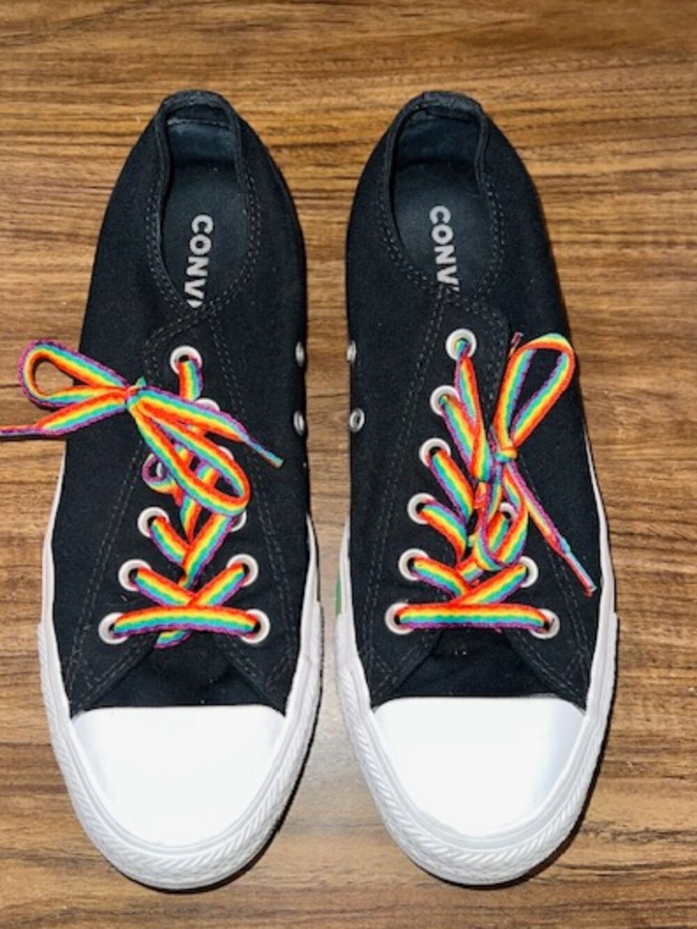 PRIDE Converse (9M)